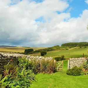 - - Hadrian's Dark Sky Outpost. Holiday home